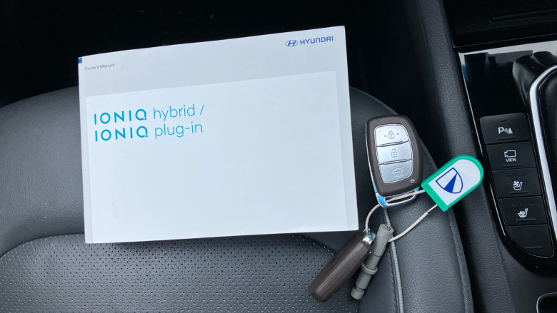 Hyundai IONIQ 1.6 GDi Hybrid Premium SE 5dr DCT Hybrid Hatchback